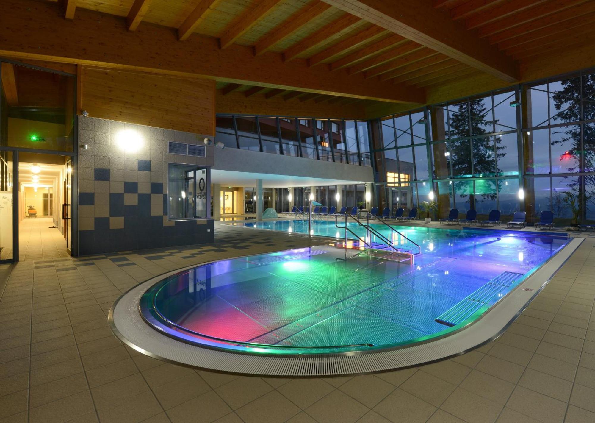 Hotel Sorea Trigan Штрбске-Плесо Экстерьер фото